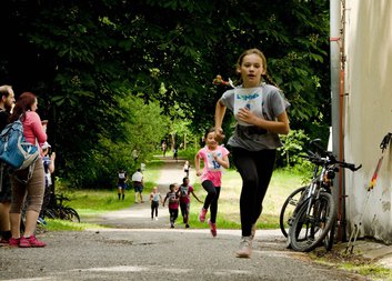 Stovka sportovců pro Charitu
