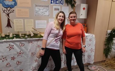 S výzdobou výstavy S vůní vanilky pomohly děti a učitelky poličských MŠ a ZŠ