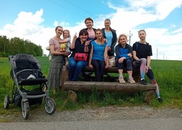 Své kolegy z CDZ se vydali na trať podpořit i zdravotní sestry z Domácí zdravotní péče